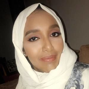 Meet your Posher, Zahra